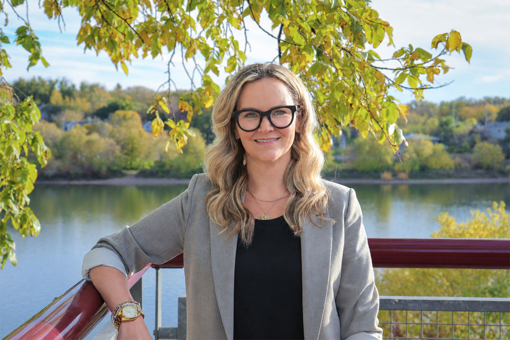 Elizabeth Smith, BA, BSW, RSW