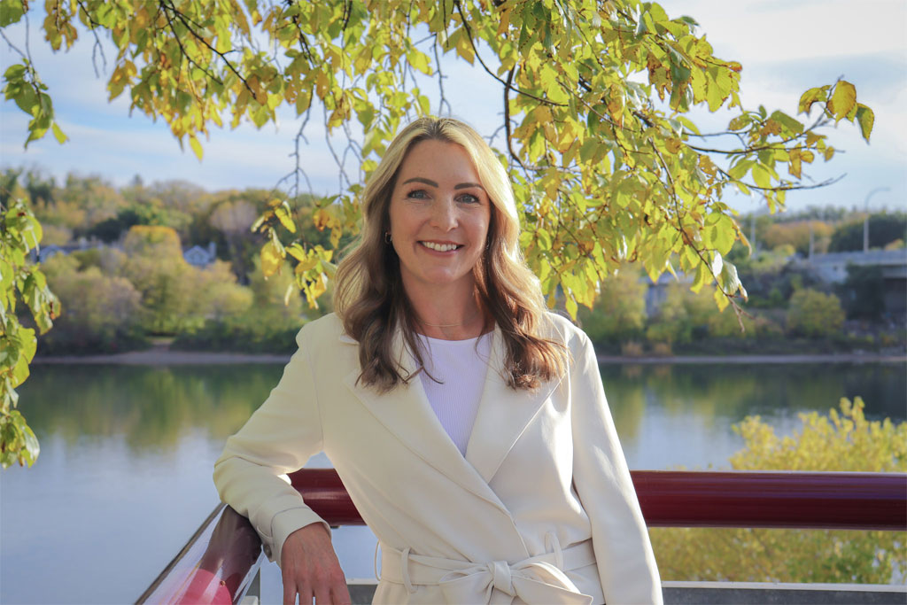 Brigitt de Villiers, BSW, MSW, RSW